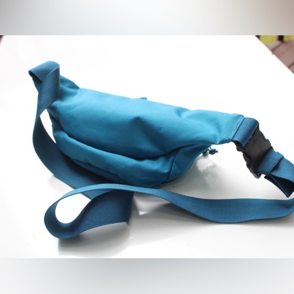 Mountain Smith Waist Pack View 3